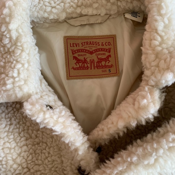 LEVIS Sheep Jacket - Picture 2 of 4
